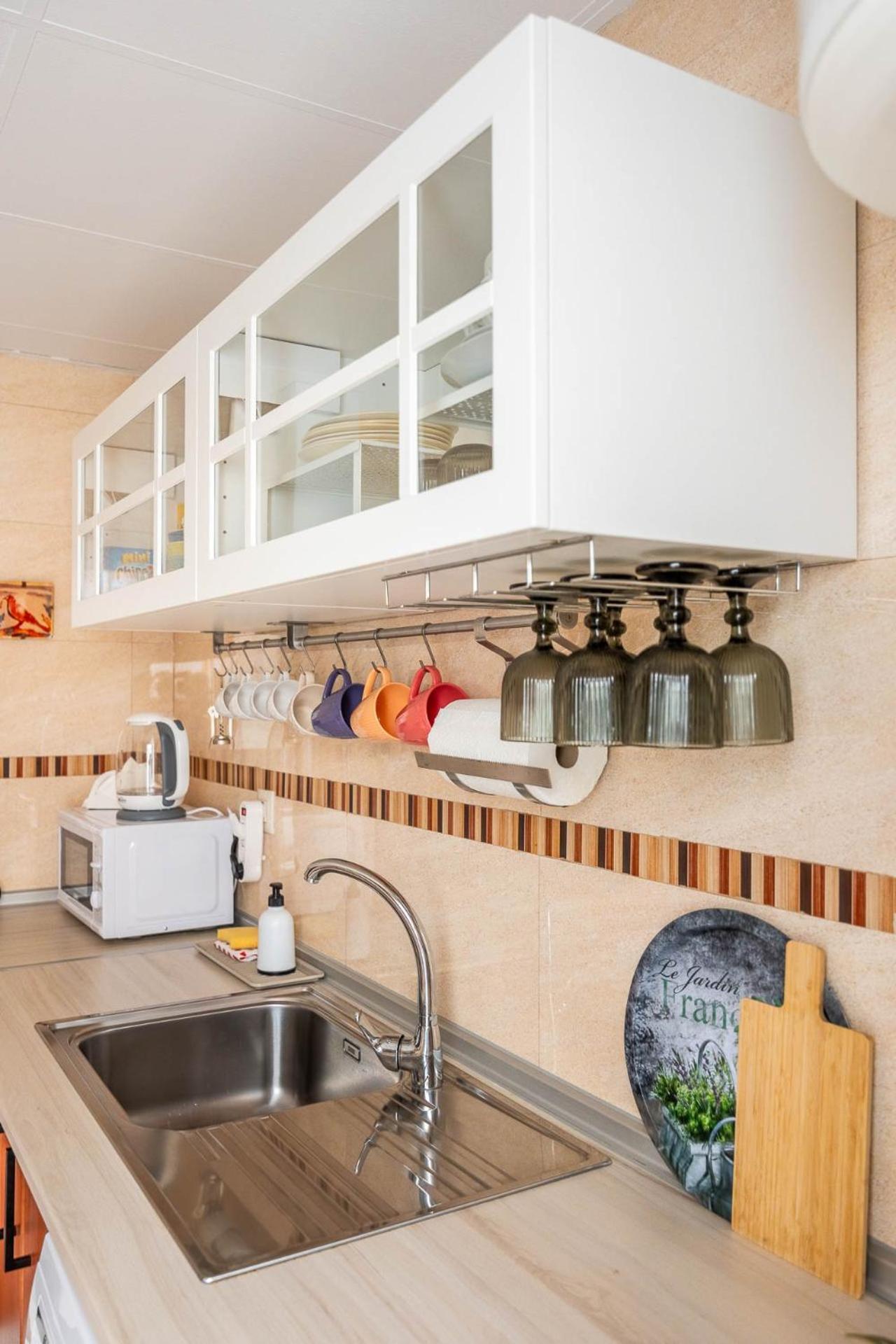 Piso Con Patio Privado Y Parking Nervion Sevilla Luaran gambar